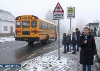 Schulausfall Montag 12.01.2026: Glatteis-Warnung in NRW
