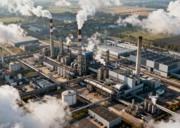 Wacker Chemie streicht 1.500 Stellen – Sparprogramm bis 2027