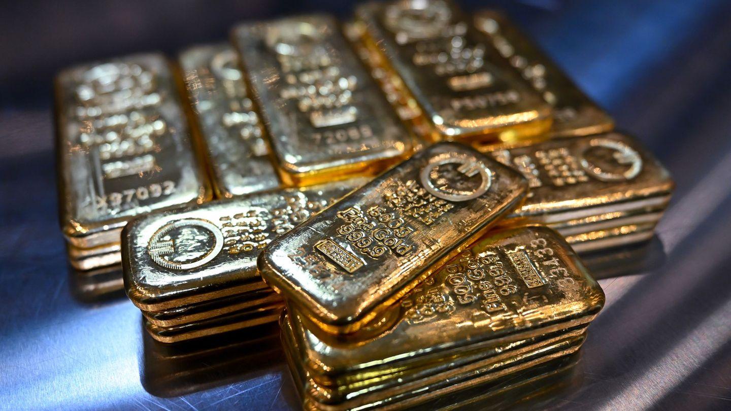 Rohstoffe: Preise für Gold und Silber ziehen nach Turbulenzen wieder an 3 "Höchste Zeit": Steuerzahlerbund: Bundesbank soll Gold aus USA zurückholen