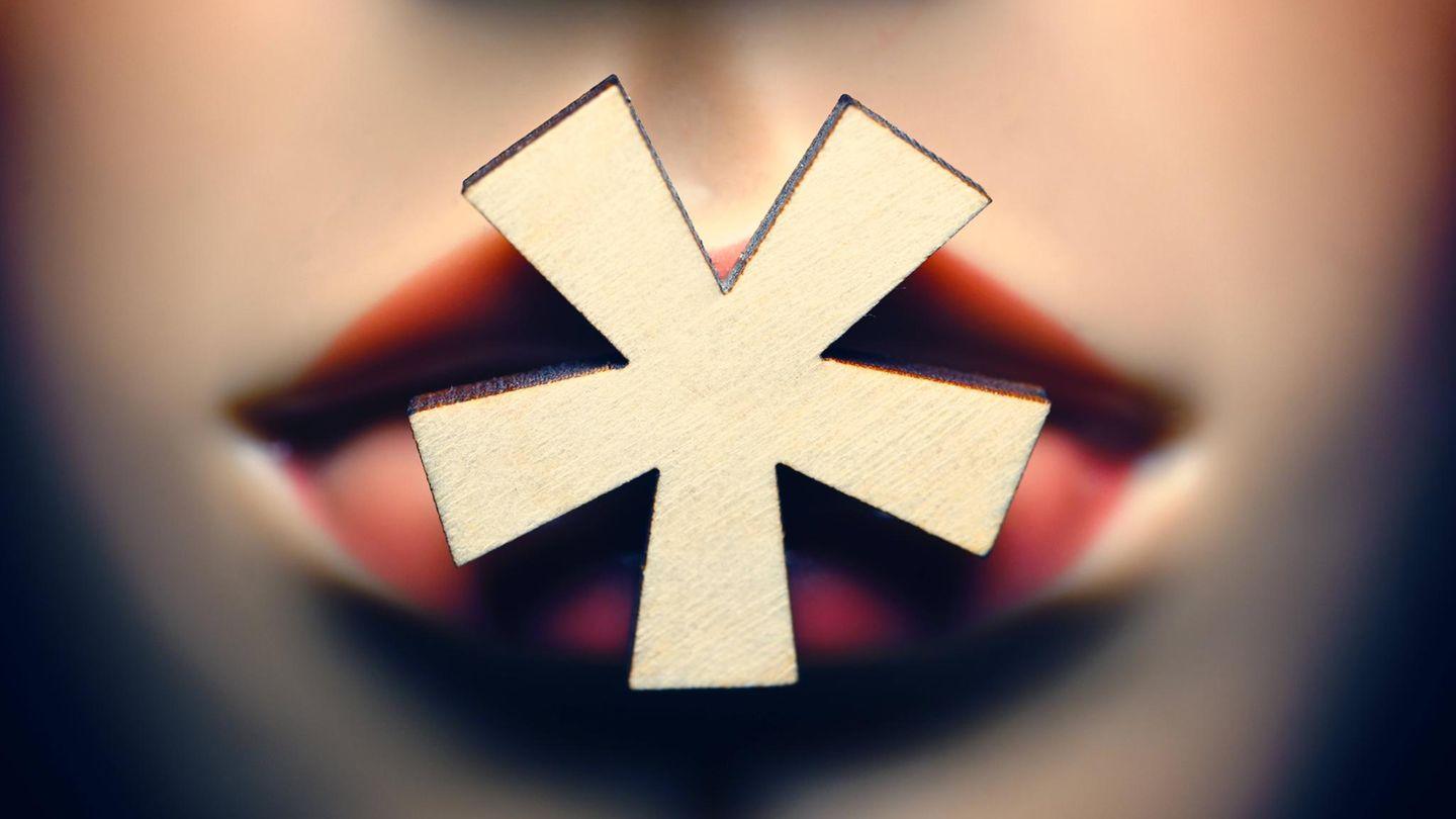 Gerichtsverfahren: Behörde kündigt Frau, weil sie nicht gendern will – das sagen Arbeitsrechtler