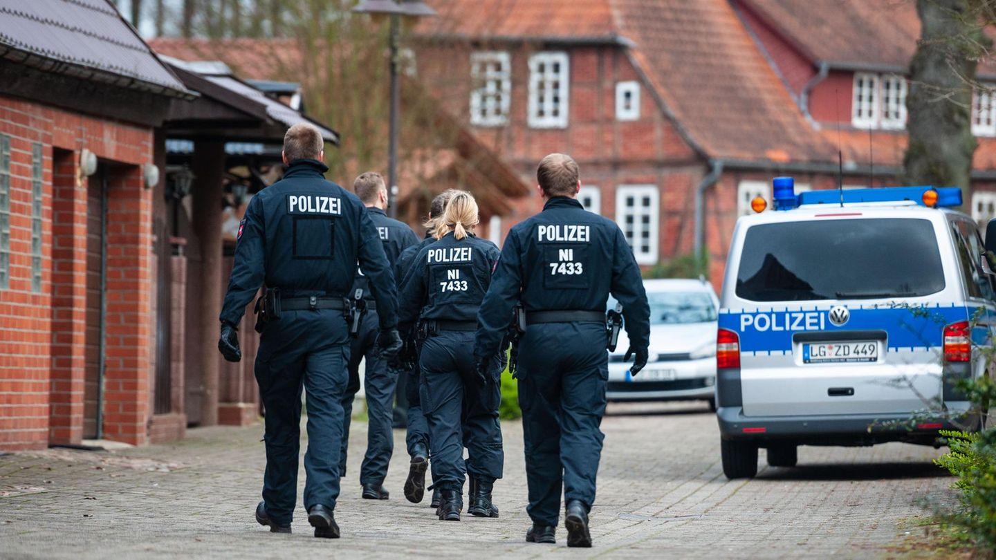 Lübeck: Russland-Lieferungen verschleiert: Razzia bei mutmaßlichem Beschaffungs-Netzwerk