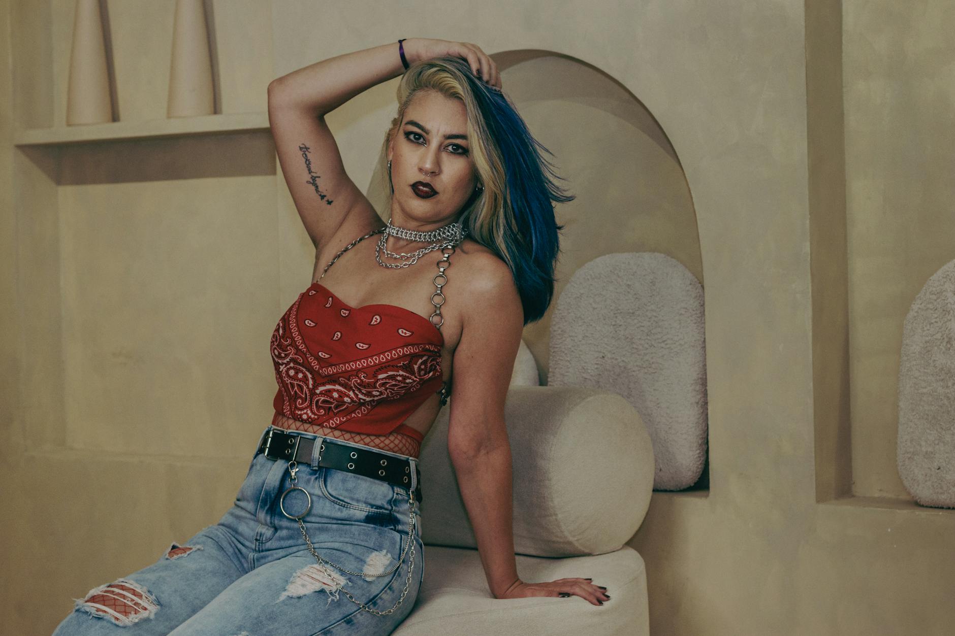 Detailansicht: Becky G Beziehung