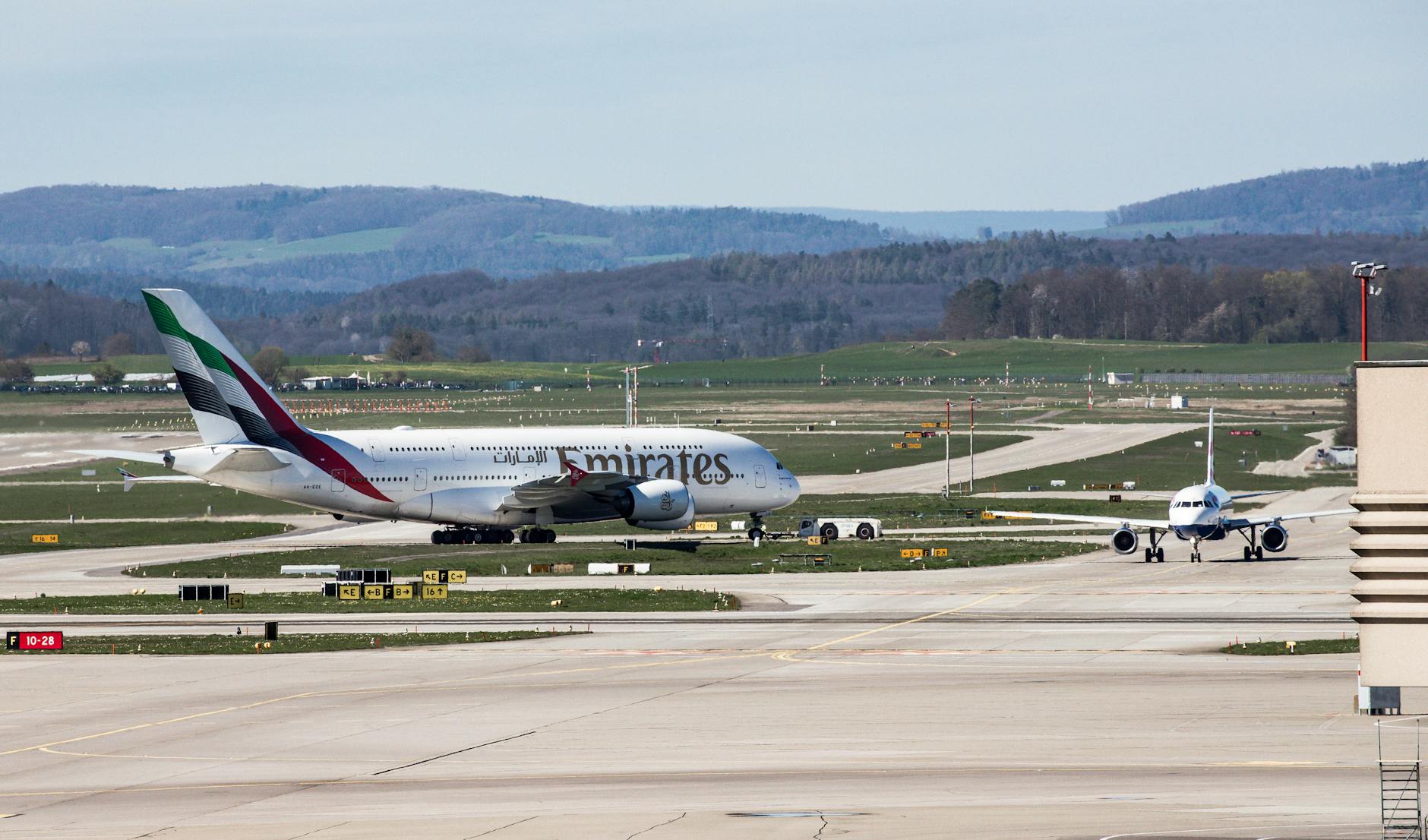 Detailansicht: Berlin Flughafen Flugobjekt Gesichtet
