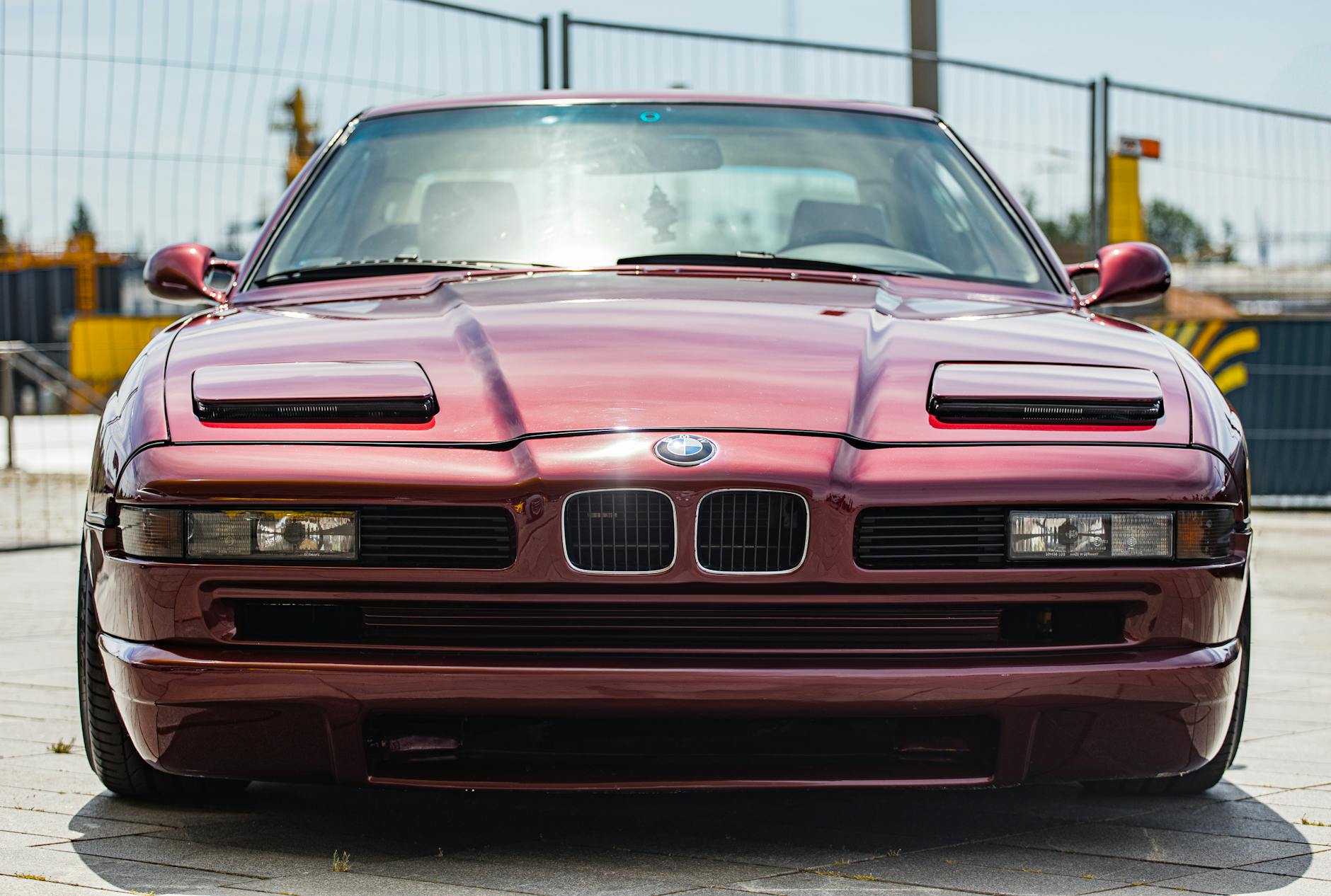 Beschädigter BMW Tauberbischofsheim Symbolbild zum Thema Beschädigter BMW Tauberbischofsheim