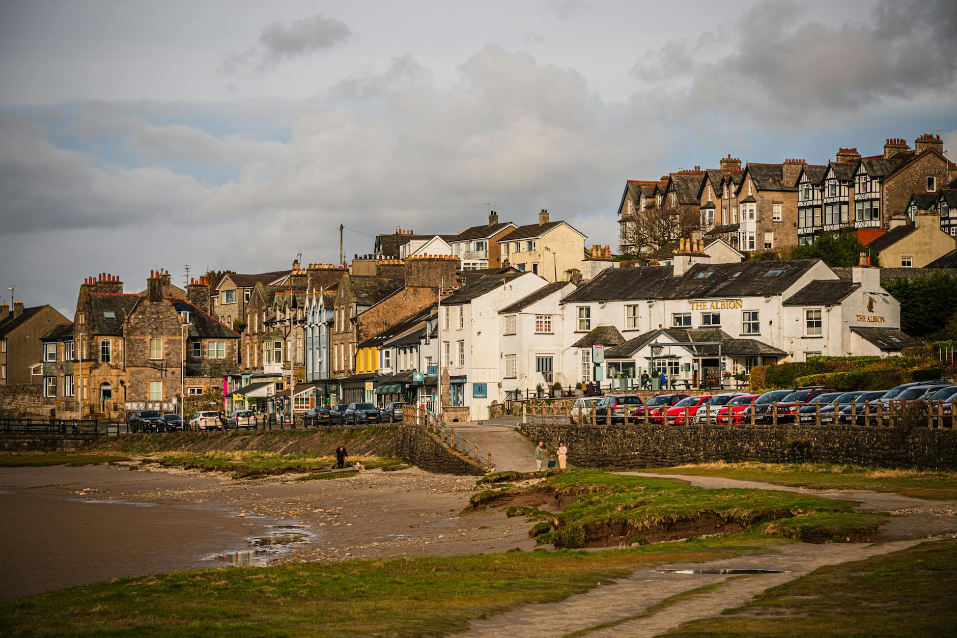 Illustration zu Burton Albion – West Ham