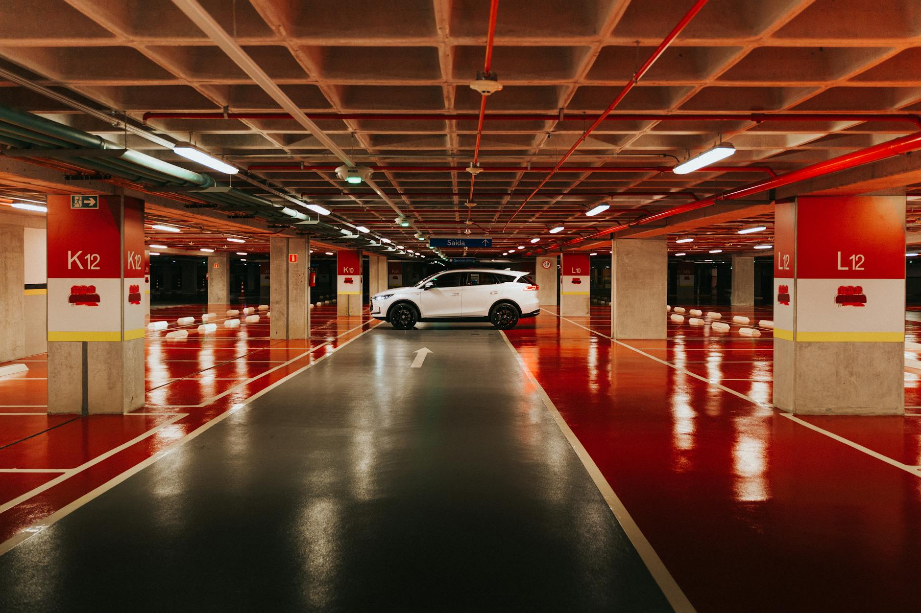 BYD Parkhaus Brand Illustration zu BYD Parkhaus Brand