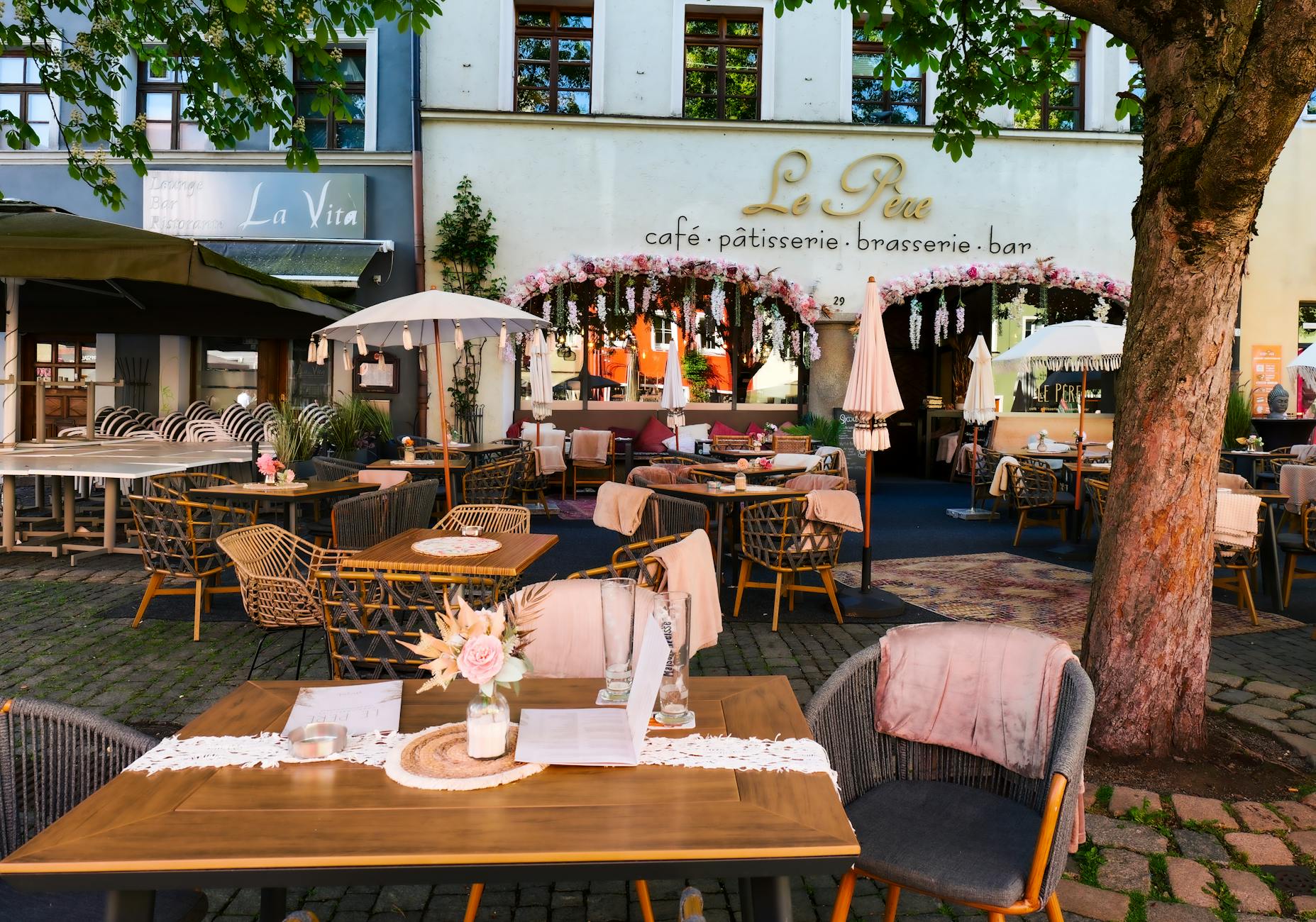 Cafe Lehner Baden Symbolbild zum Thema Cafe Lehner Baden