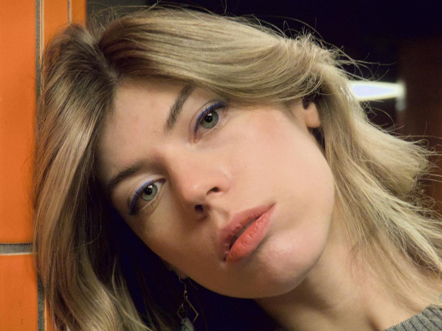 Caren Miosga Caren Miosga Illustration zu Caren Miosga Caren Miosga