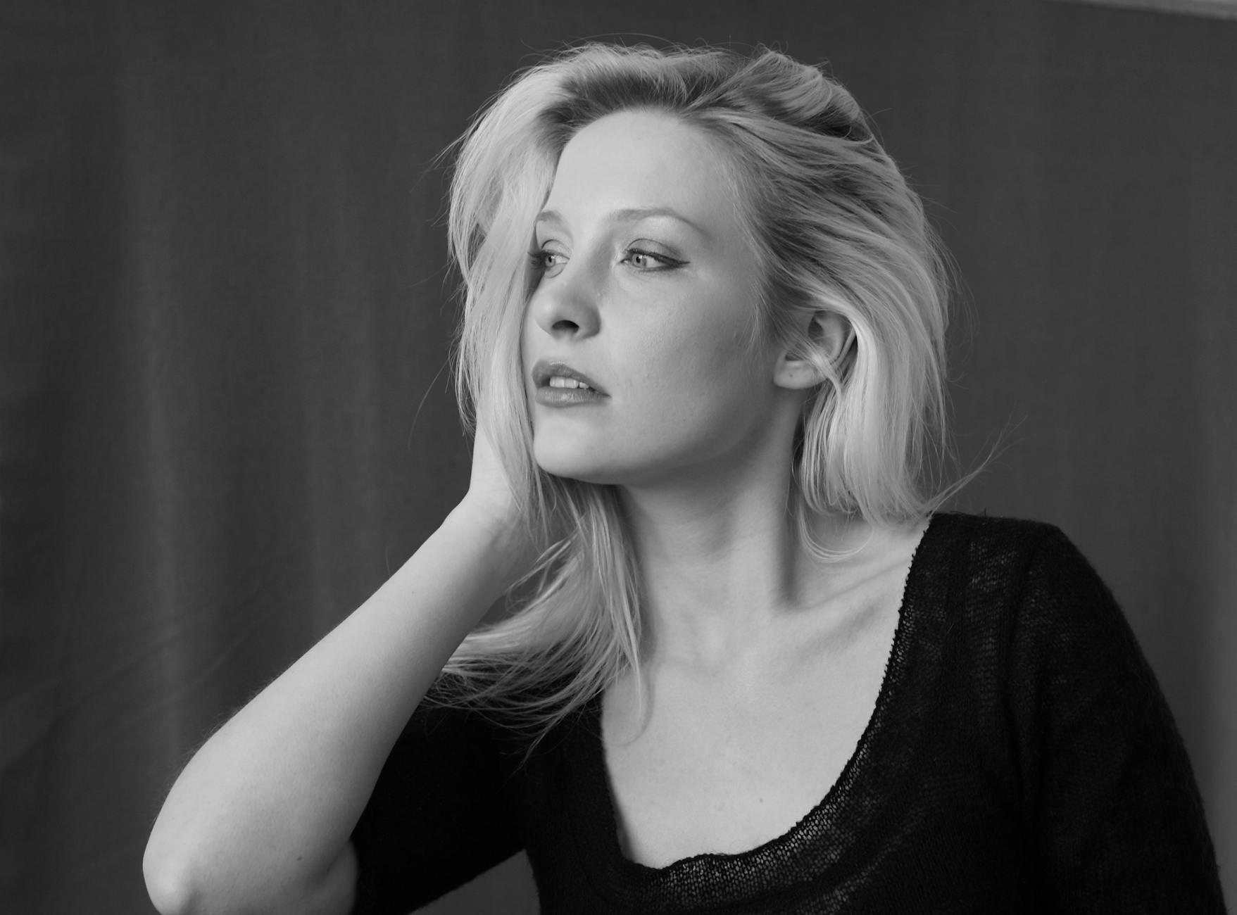 Detailansicht: Christina Applegate Krankheit