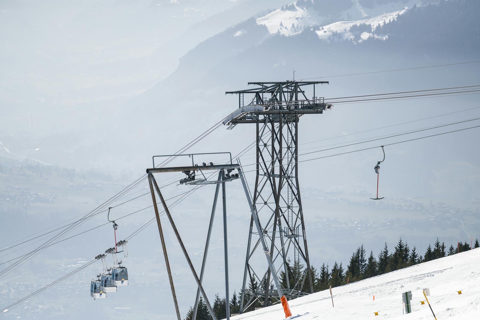 Illustration zu Crans Montana Brand