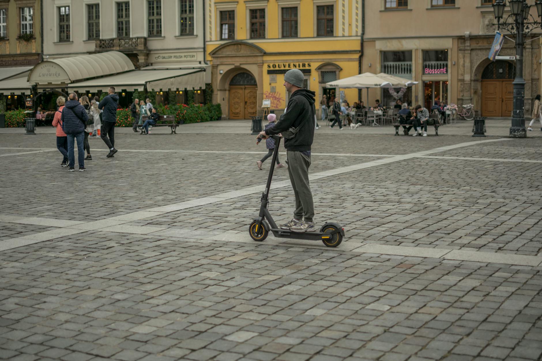 Illustration zu Emmendingen E Scooter Drogen