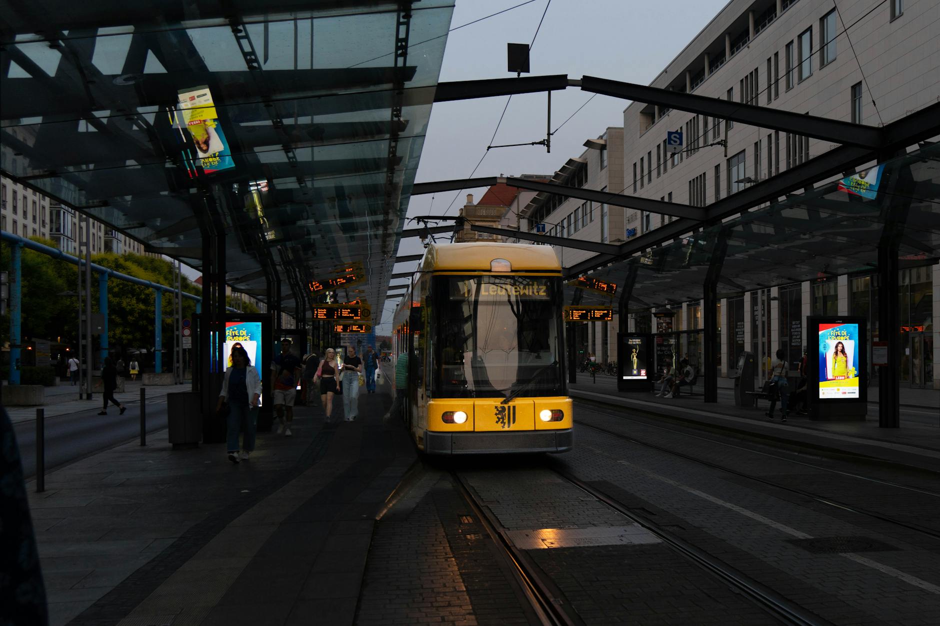 Detailansicht: Exhibitionist Straßenbahn