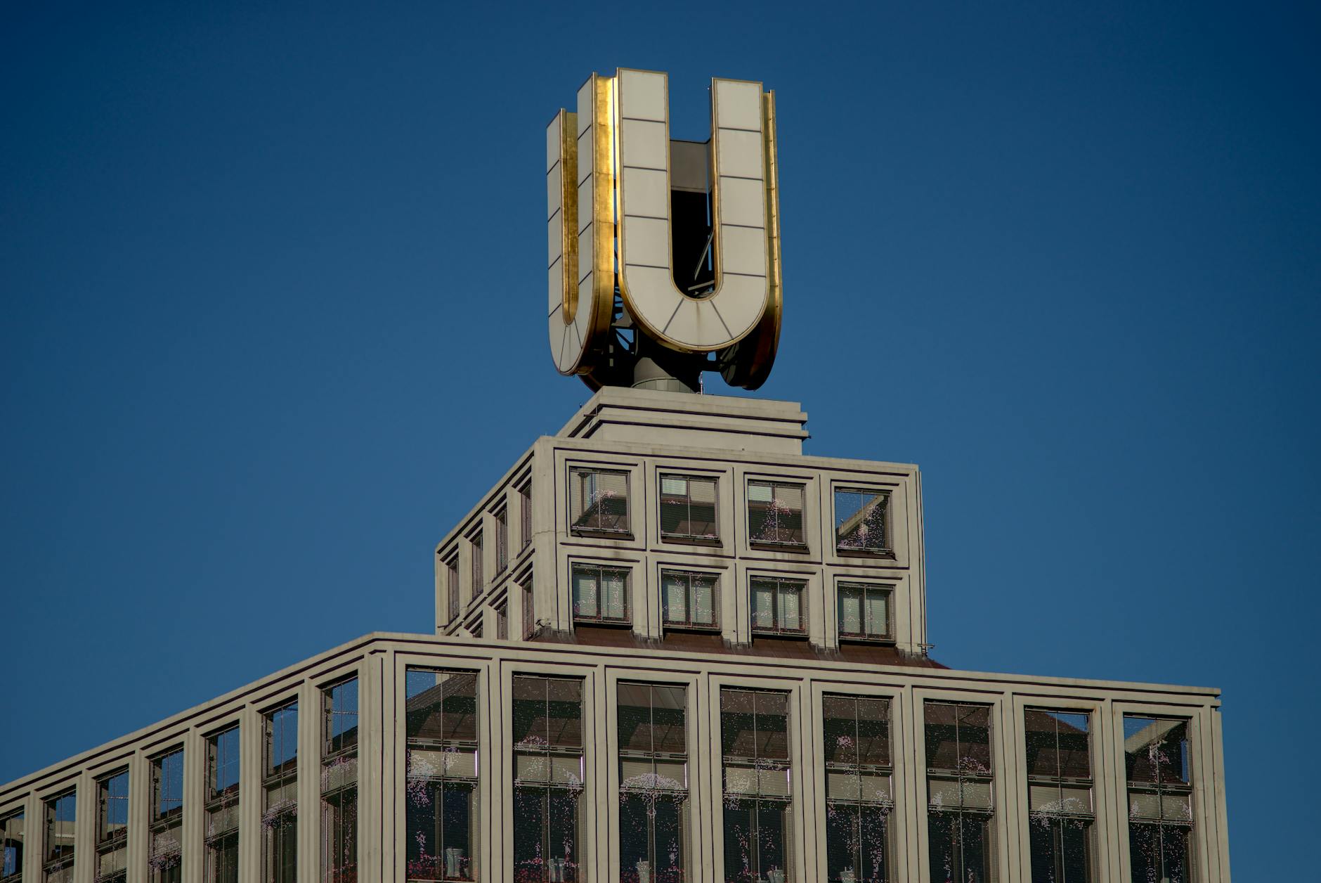 Illustration zu FCSB - „u” Cluj