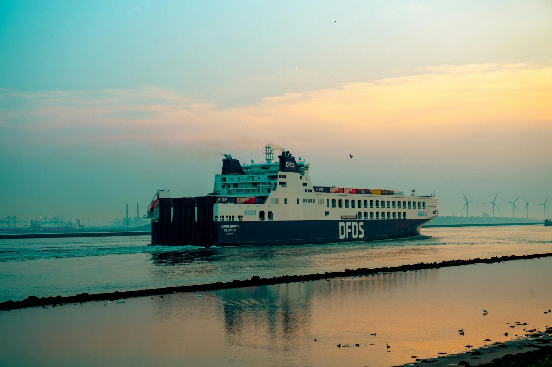 Symbolbild zum Thema FSD Zulassung Niederlande