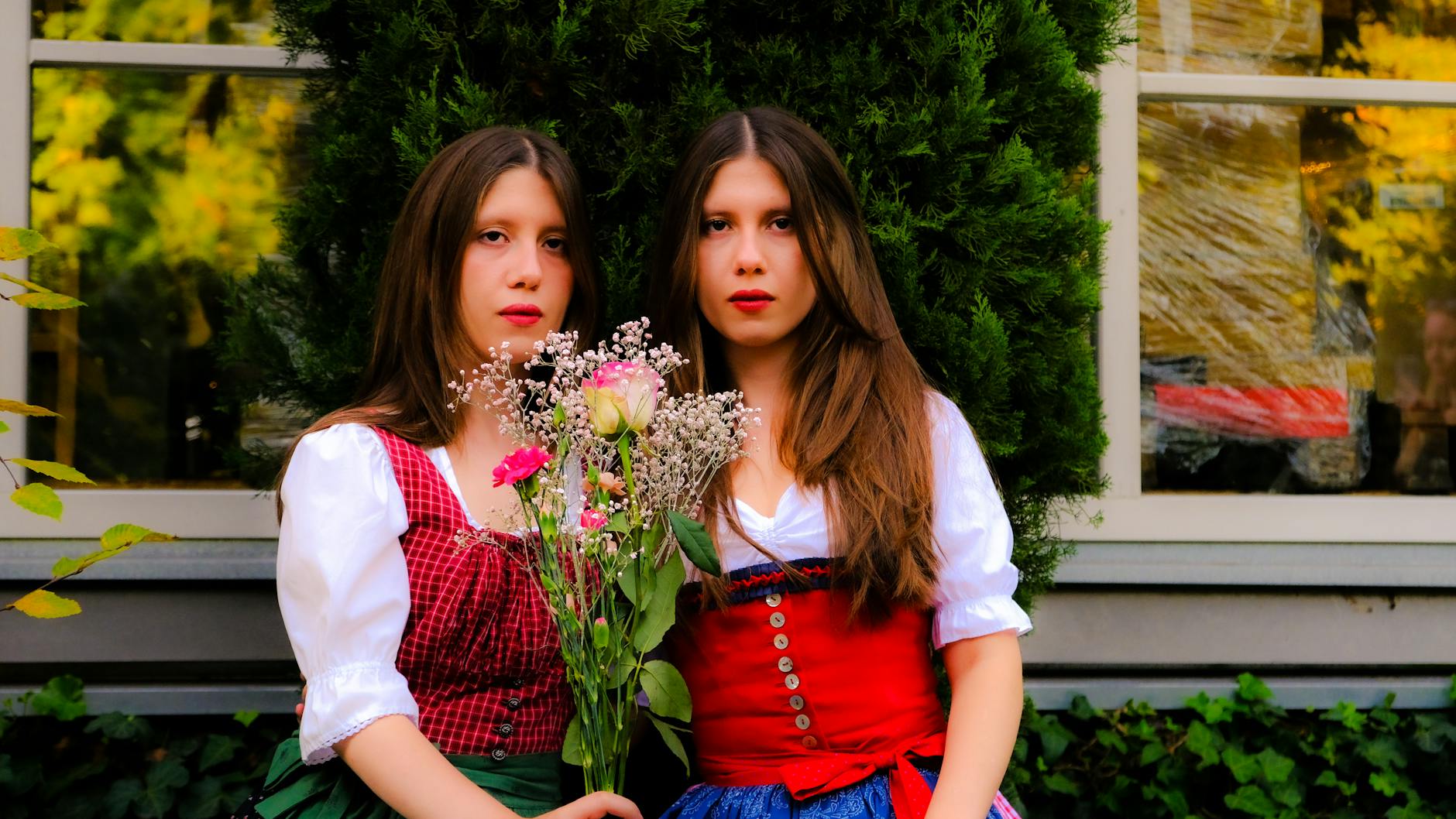 Detailansicht: Geschwister Klischees