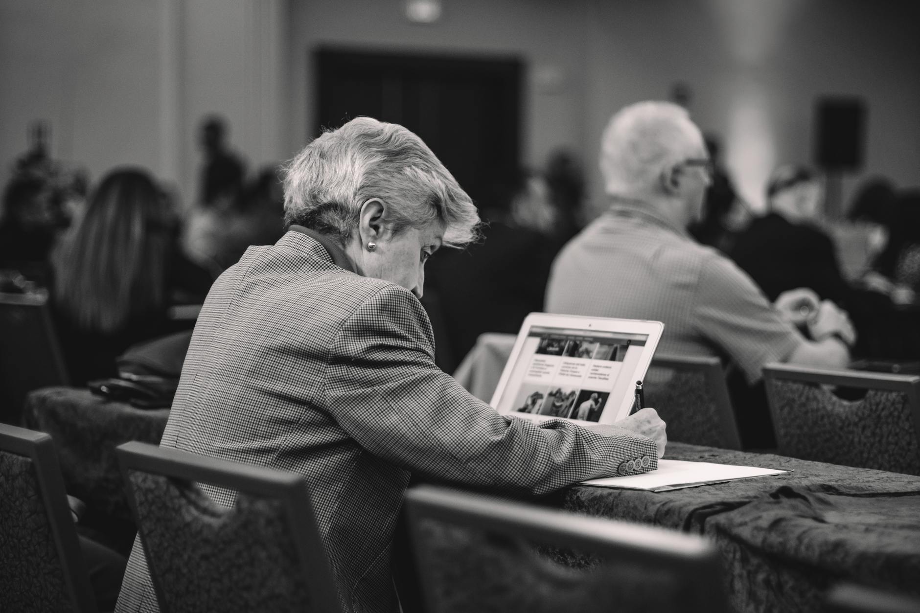 Symbolbild zum Thema Haftbefehl Polin