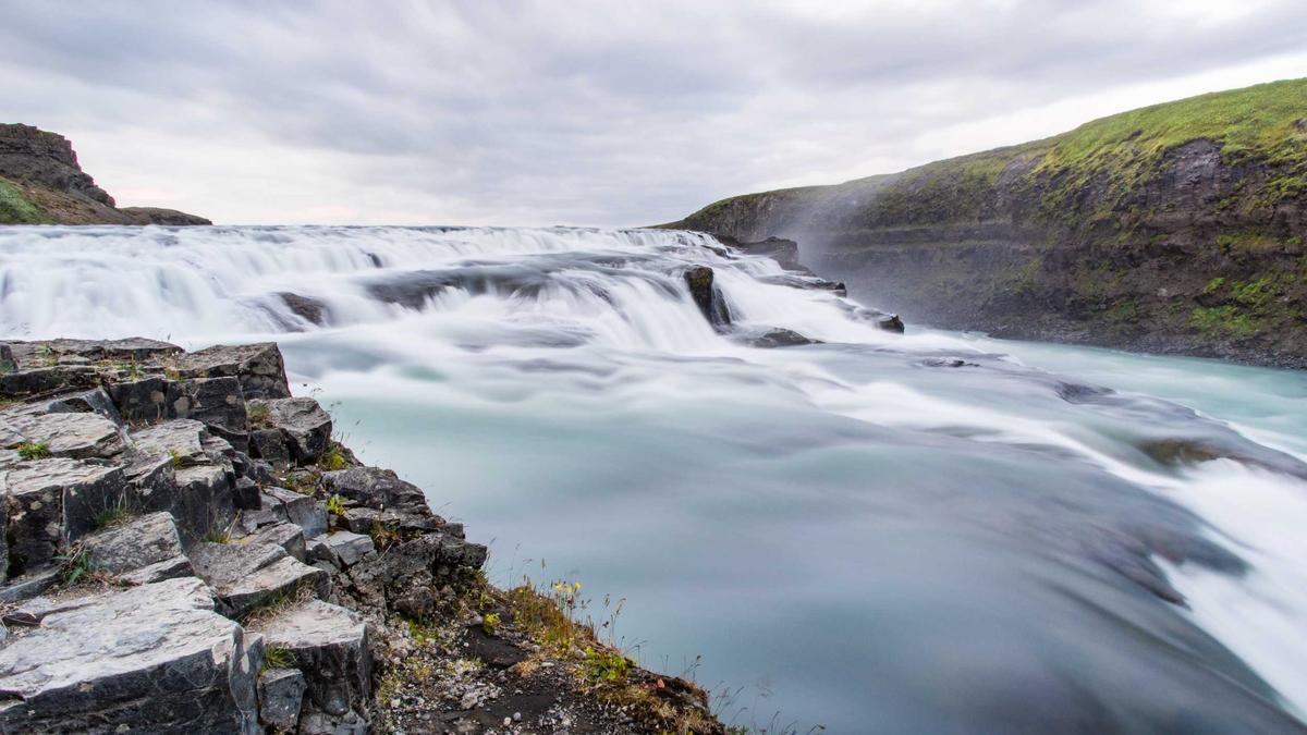 Detailansicht: Hochhaus Sturz Kind