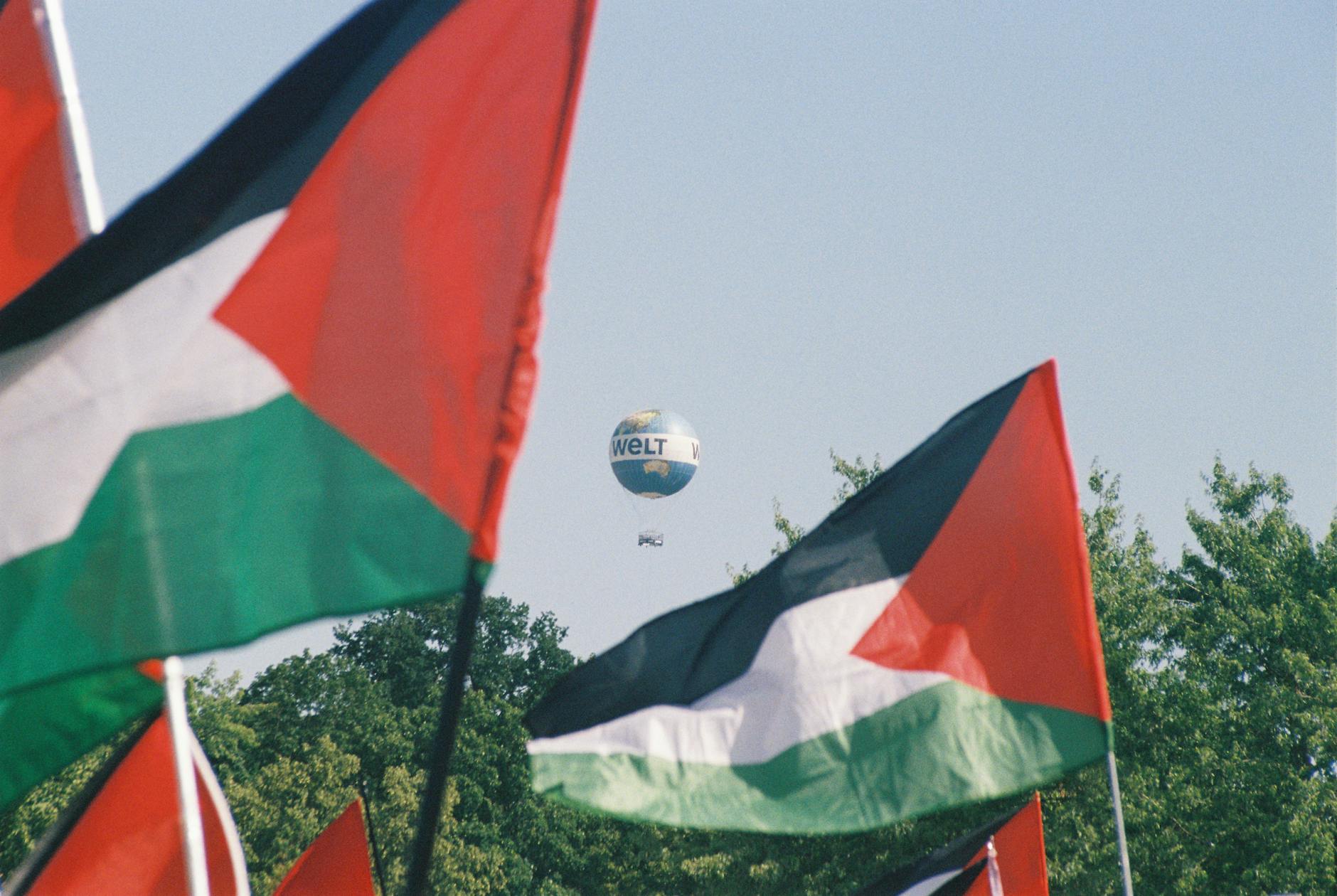 Symbolbild zum Thema Hochhausbrand Berlin