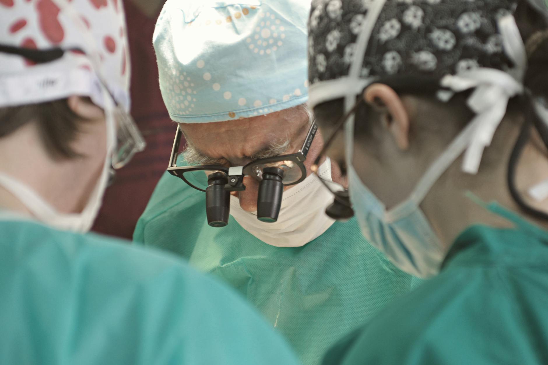 Illustration zu Kehlkopfentfernung Doskozil