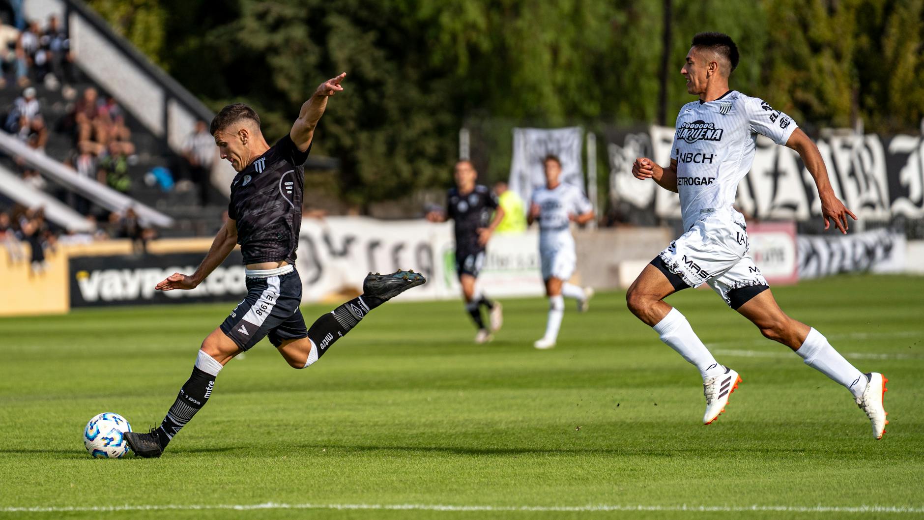 Detailansicht: Lask – Sturm Graz