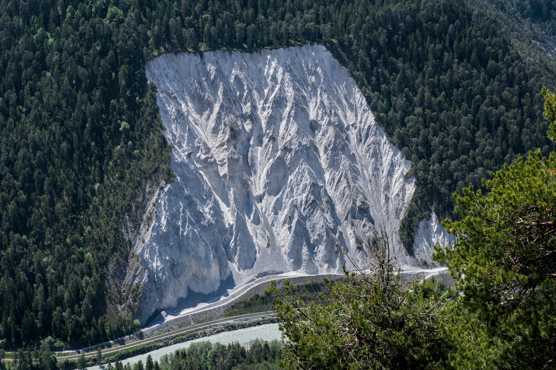 Detailansicht: Lawinenabgang Uri