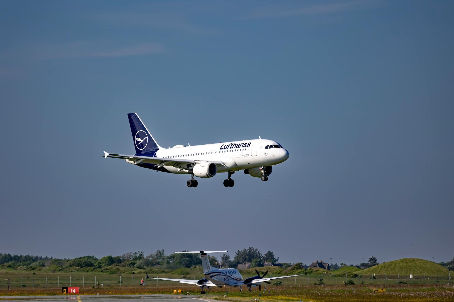 Illustration zu Lufthansa 100 Jahre