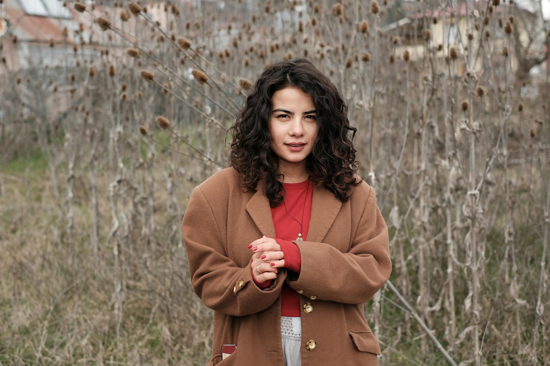 Illustration zu Nadia Fares Schauspielerin