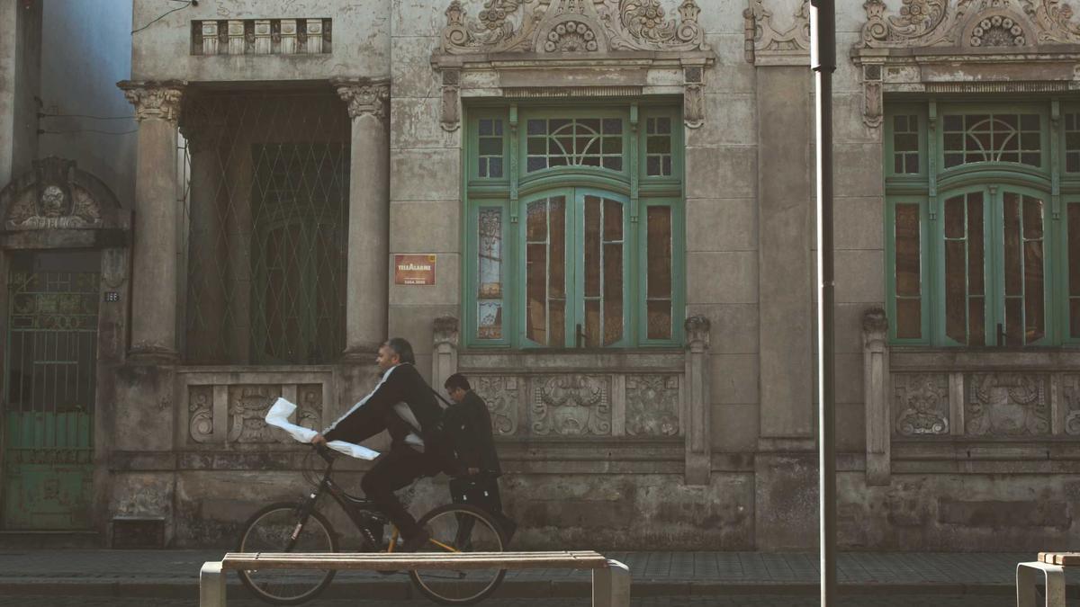 Detailansicht: Nationalbank Warnt