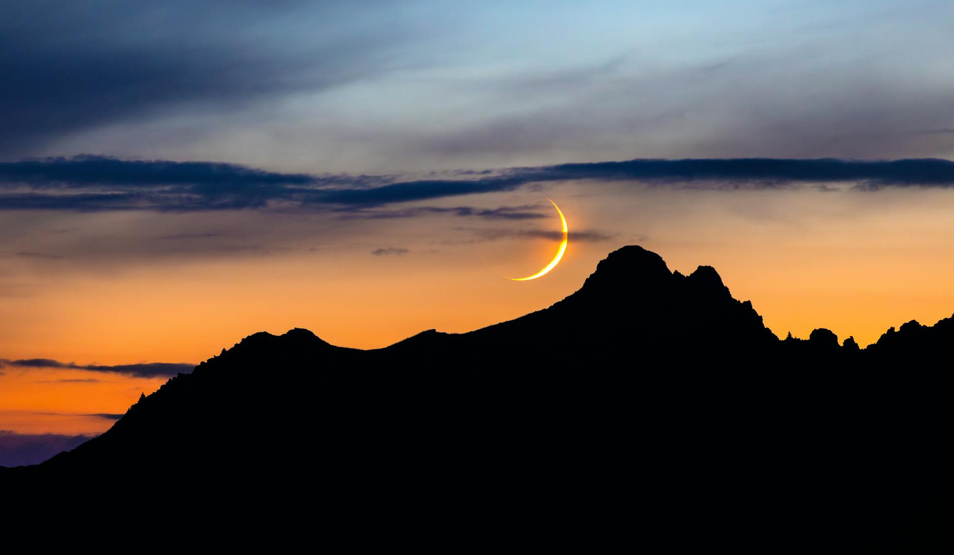 Illustration zu Neumond April 2026 Sternzeichen