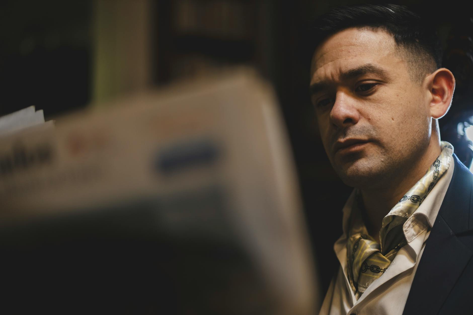 Symbolbild zum Thema Nicolas Féraud Kritik