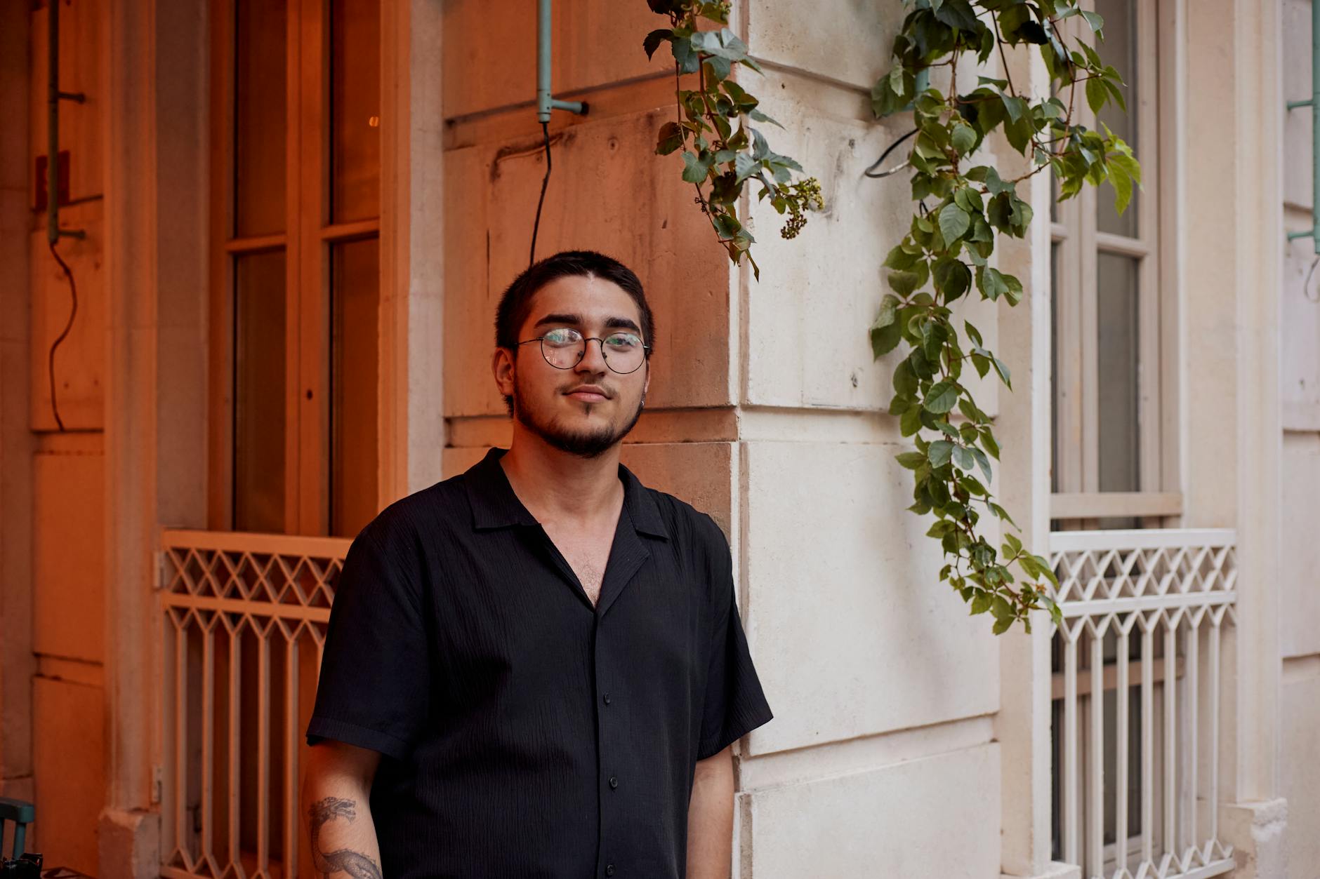 Detailansicht: Nicolas Féraud Kritik