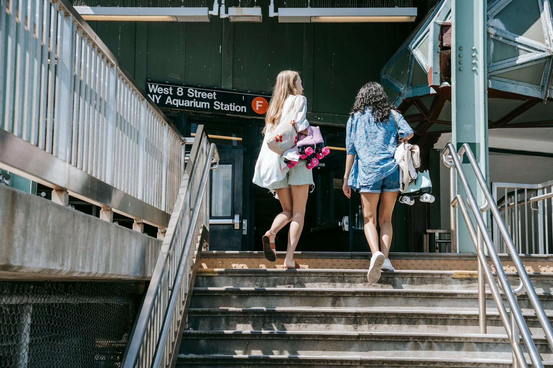 Niefern öschelbronn Roller Flucht Detailansicht: Niefern öschelbronn Roller Flucht