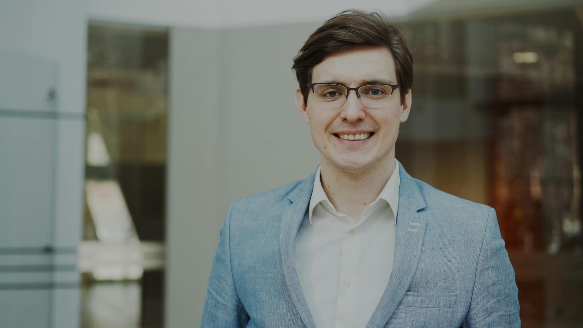 Symbolbild zum Thema Patrick Fischer Strafe