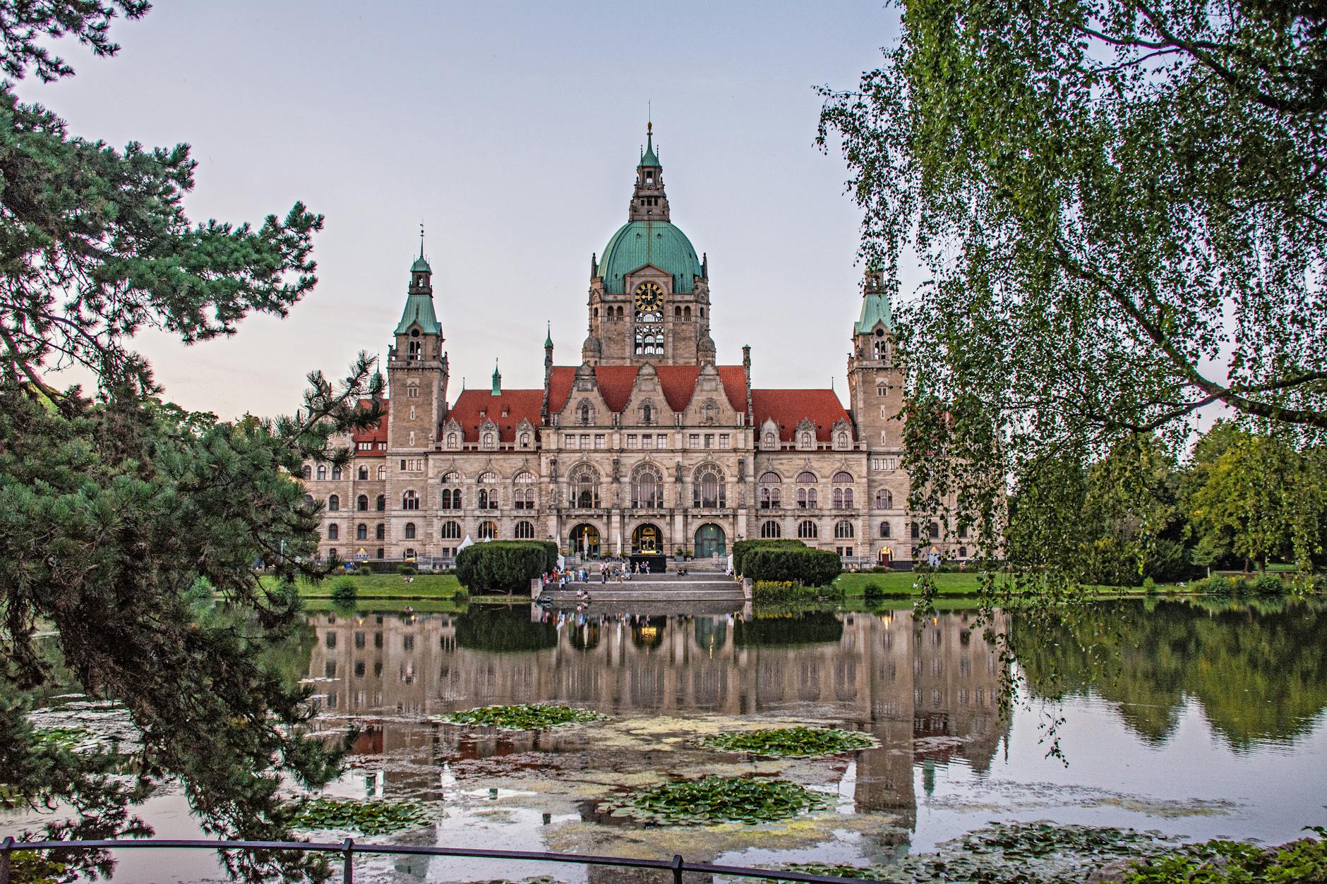 Politische Versammlungen Nürnberg Symbolbild zum Thema Politische Versammlungen Nürnberg