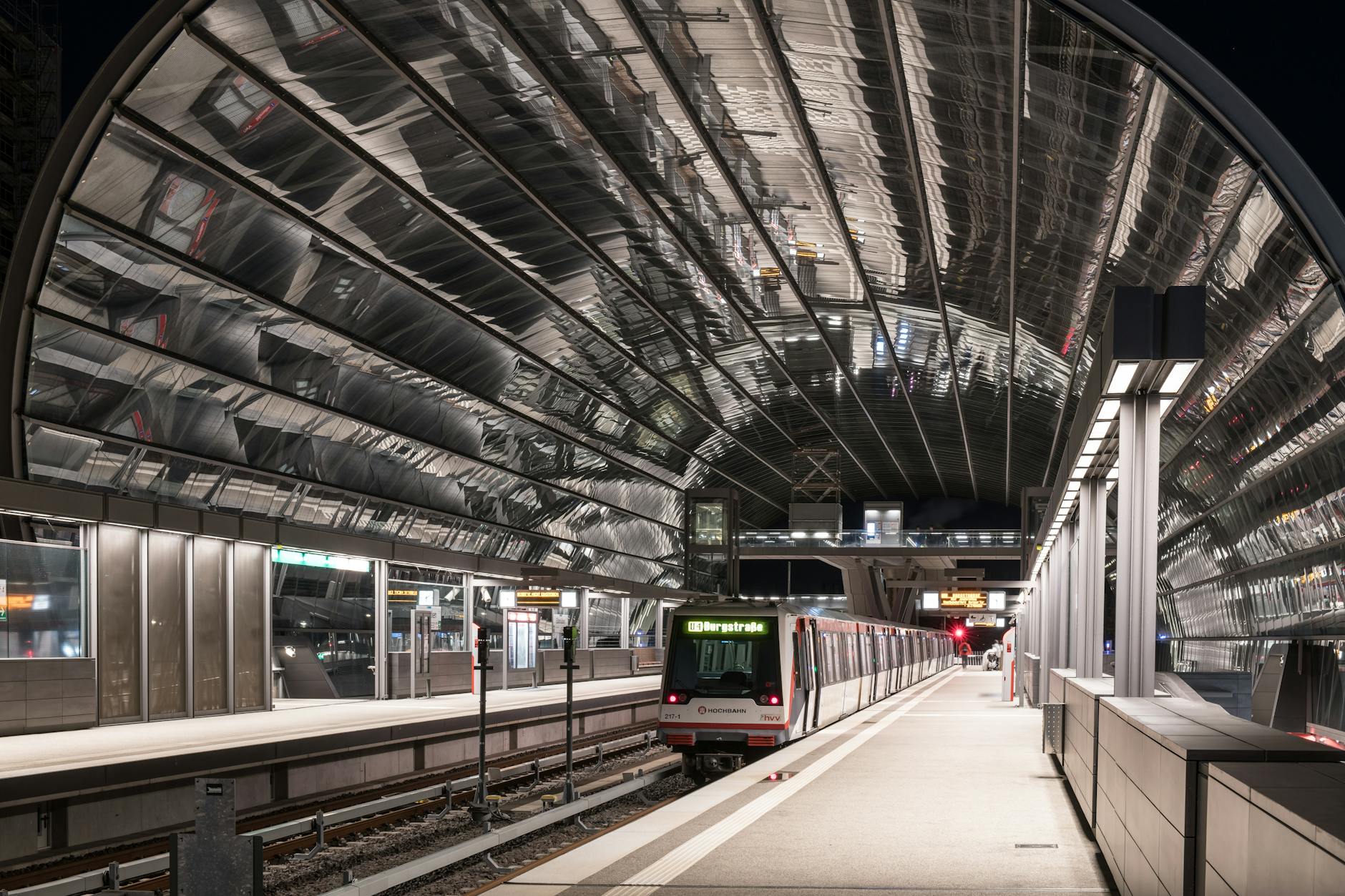 Polizeieinsatz S Bahn Detailansicht: Polizeieinsatz S Bahn