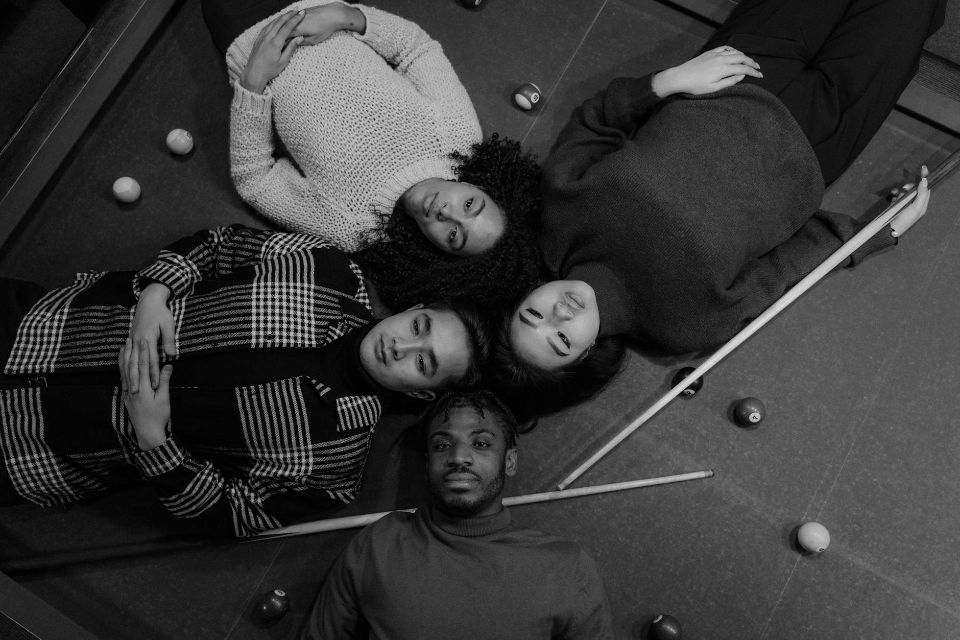 Illustration zu Pool Down