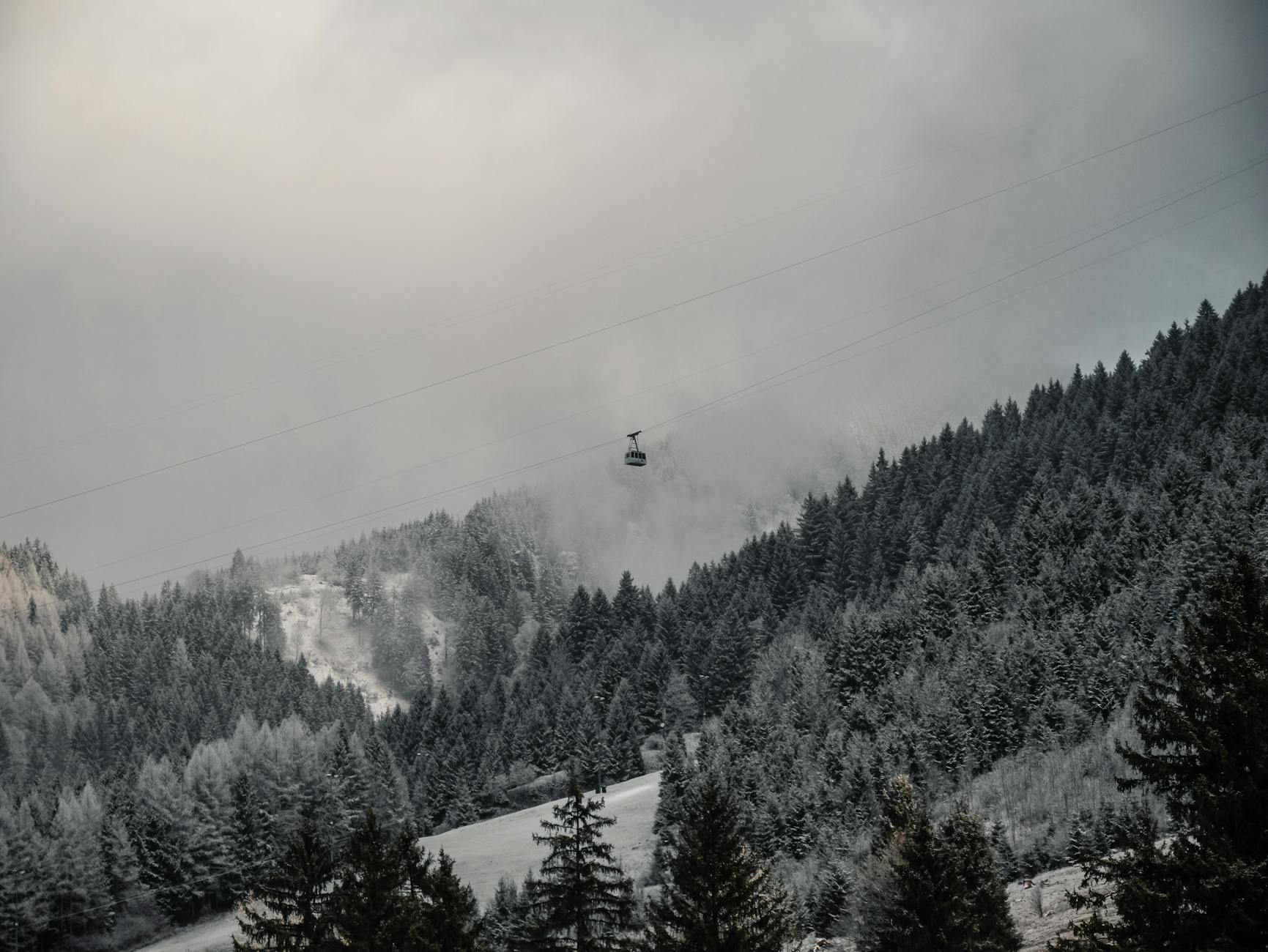 Detailansicht: Seilbahn Unglück Schweiz