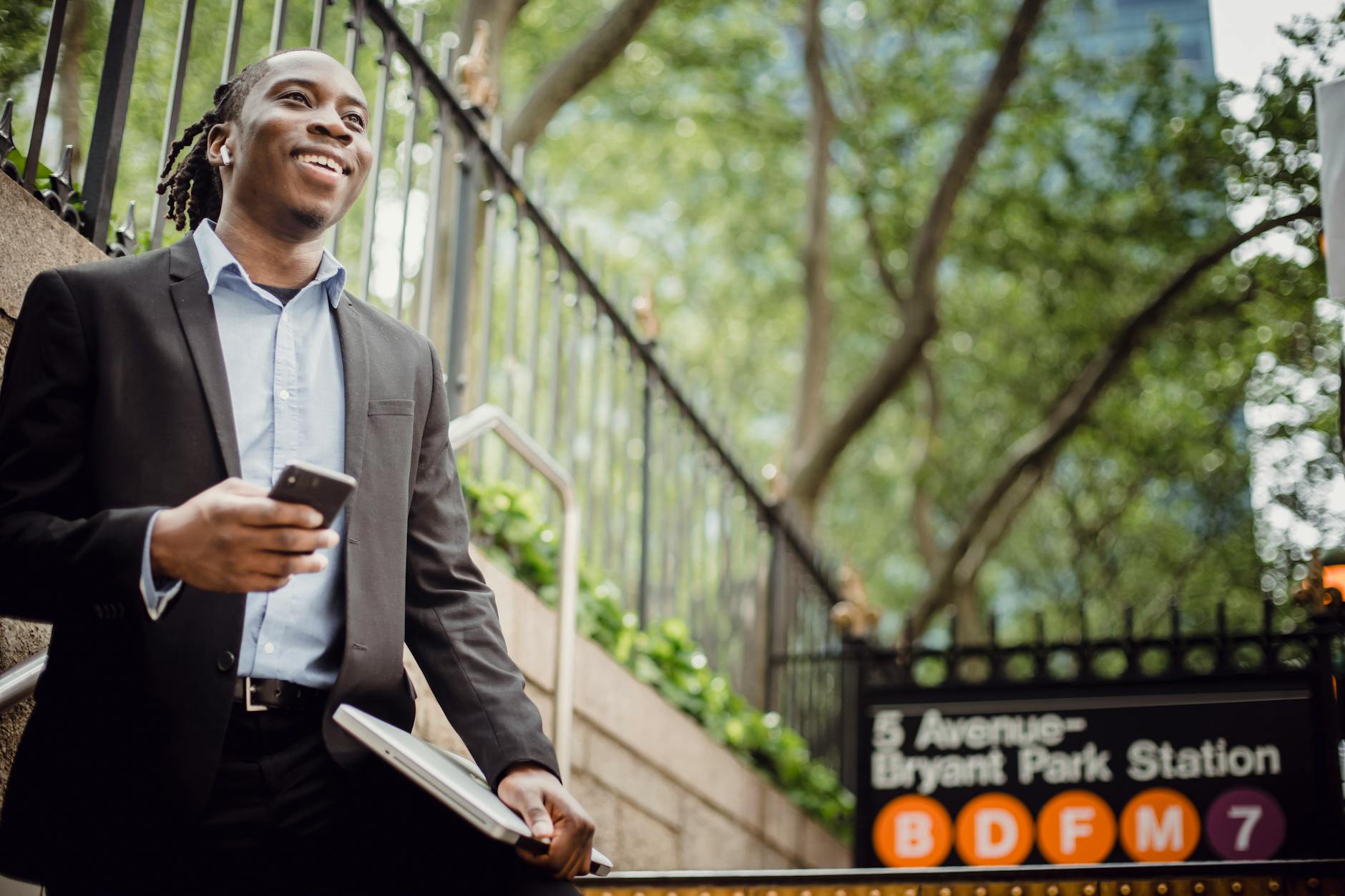 Symbolbild zum Thema Smartphone Verzicht Jugendliche