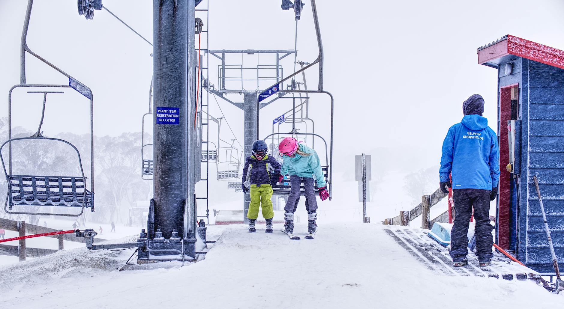 Snowboarder Unfall Saanen Symbolbild zum Thema Snowboarder Unfall Saanen