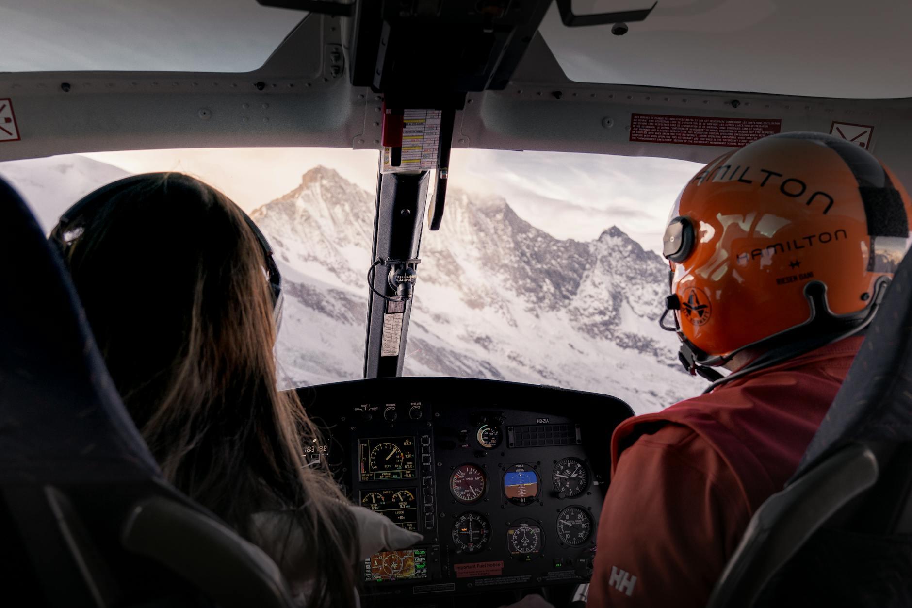 Detailansicht: Swiss Pilot Bewusstlos