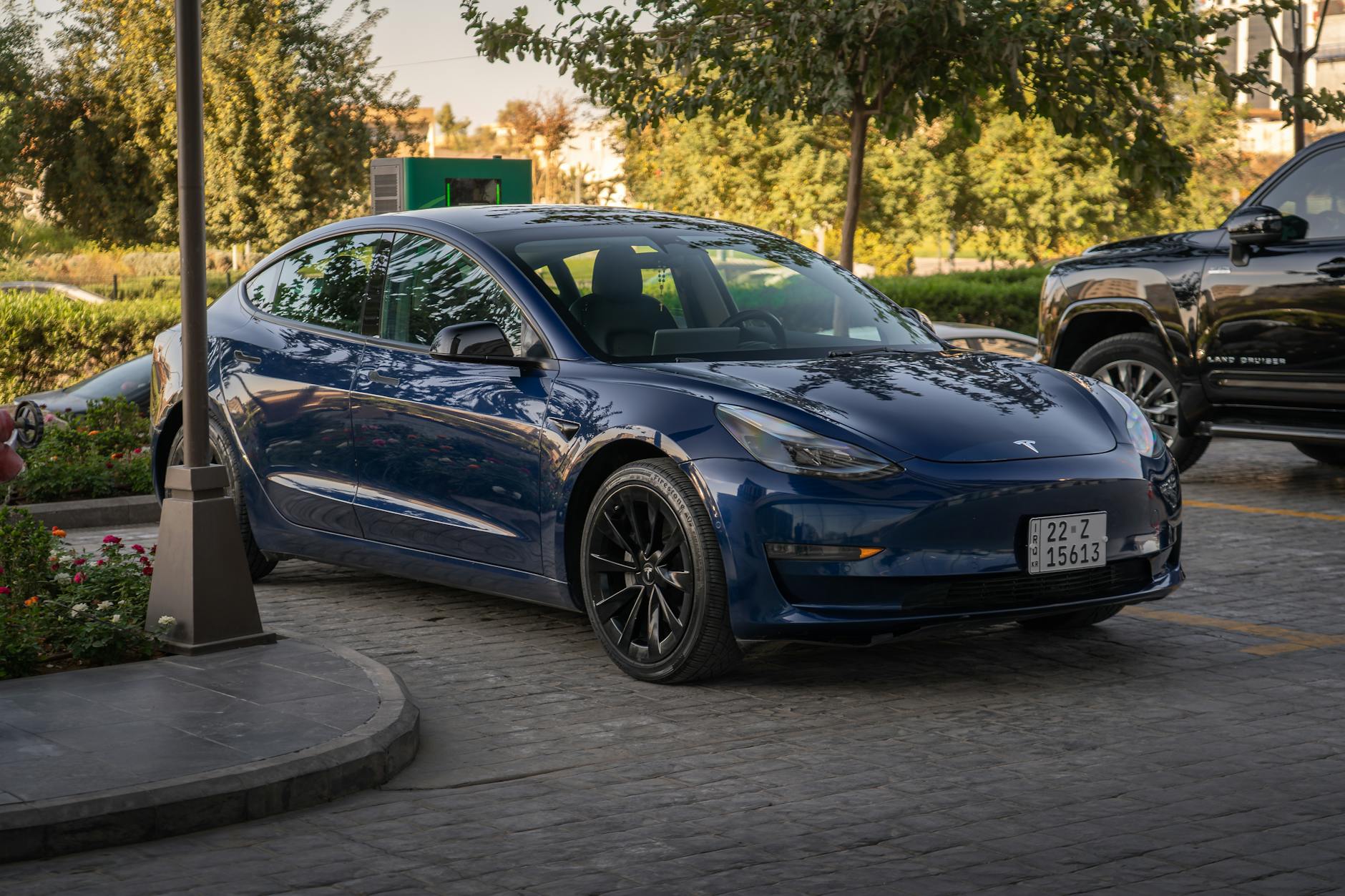 Symbolbild zum Thema Tesla Auto Unfall