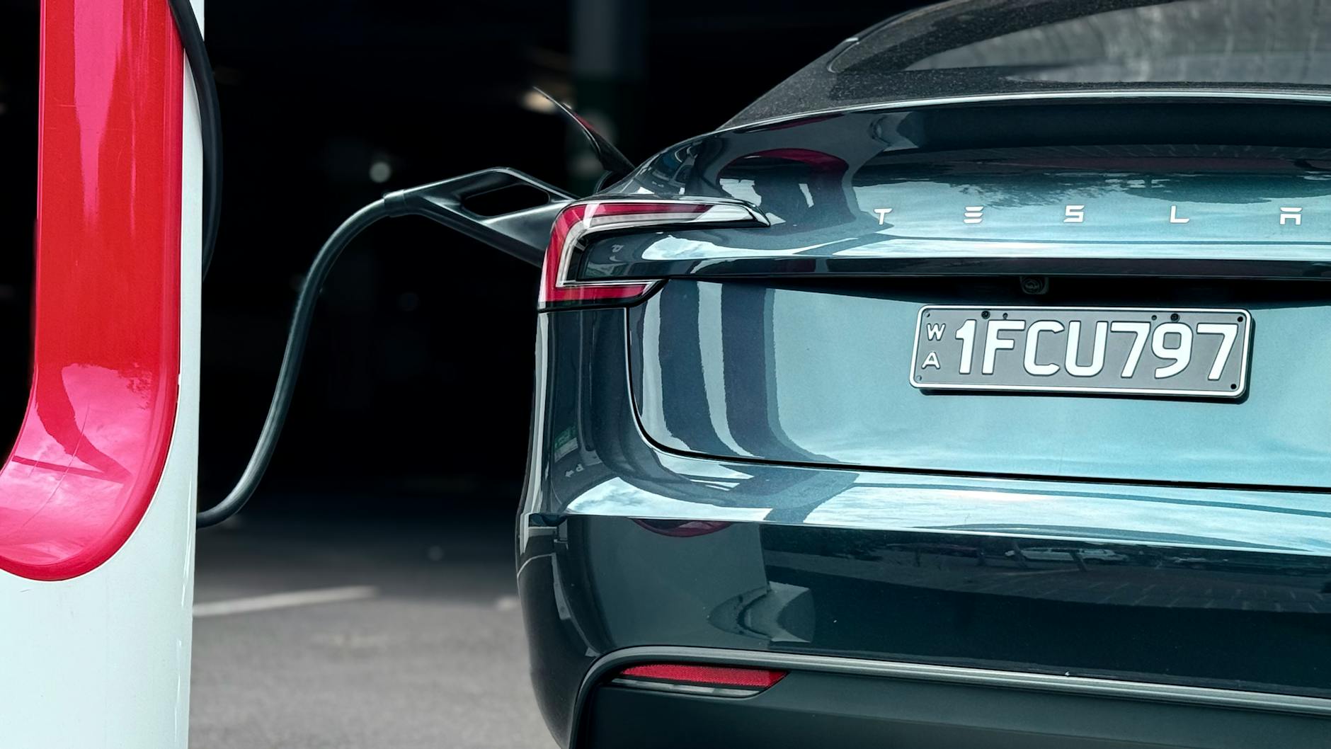 Tesla Model 3 Symbolbild zum Thema Tesla Model 3