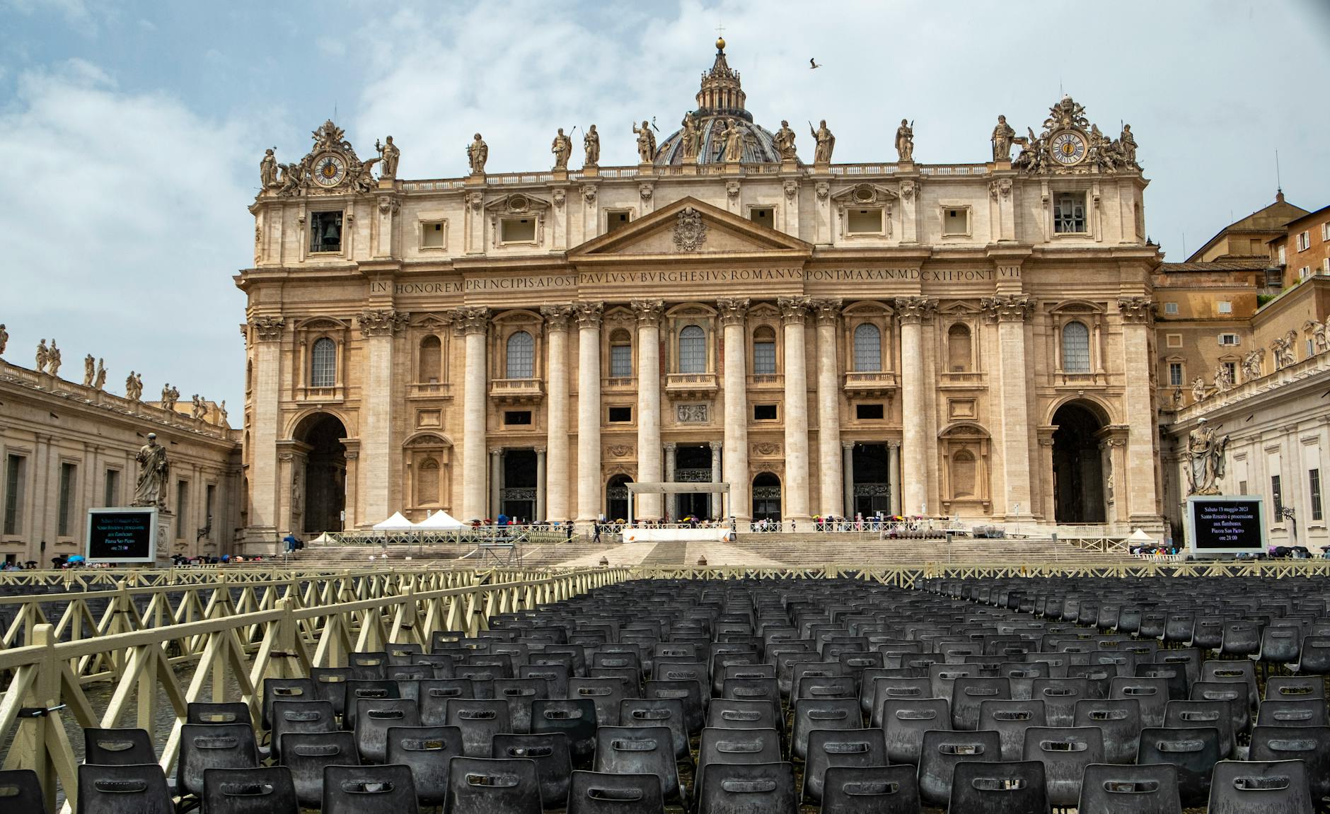 Detailansicht: Trump Papst Leo