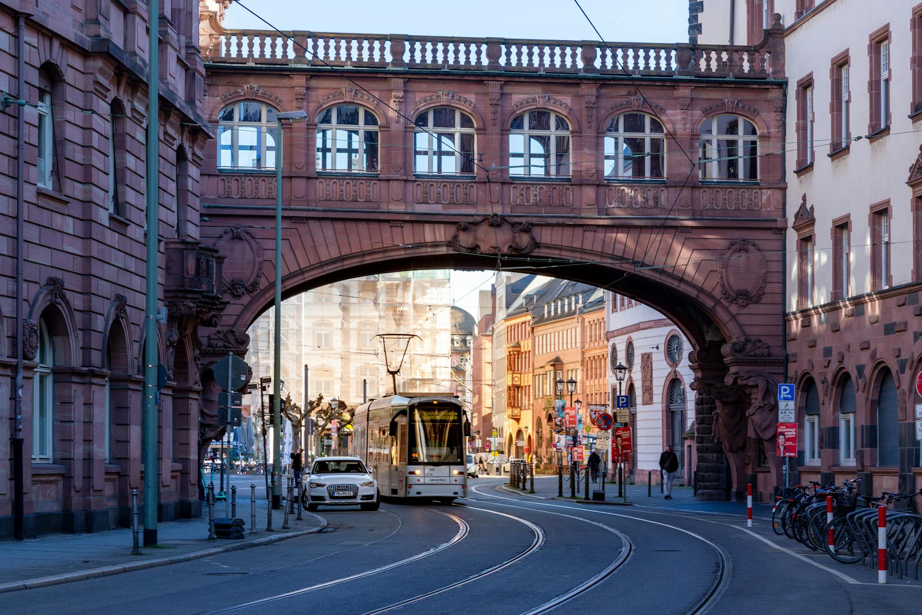 Symbolbild zum Thema Unfall Augustaanlage Mannheim