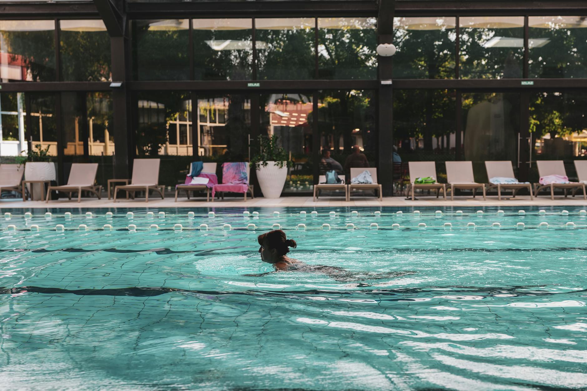 Unsittliches Verhalten Freizeitbad Symbolbild zum Thema Unsittliches Verhalten Freizeitbad