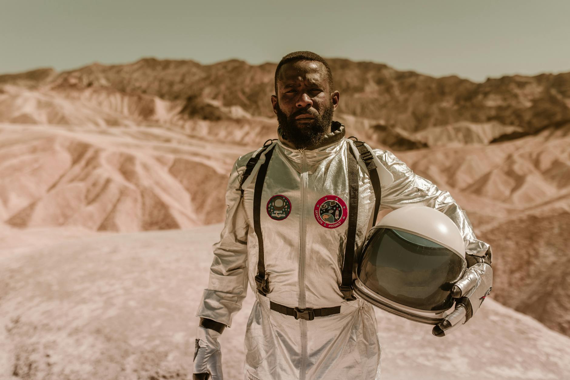 Illustration zu Virgin Galactic Neues Raumschiff