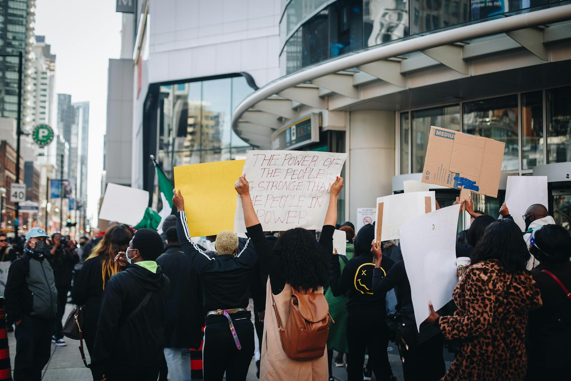 Detailansicht: Weltfrauentag Proteste