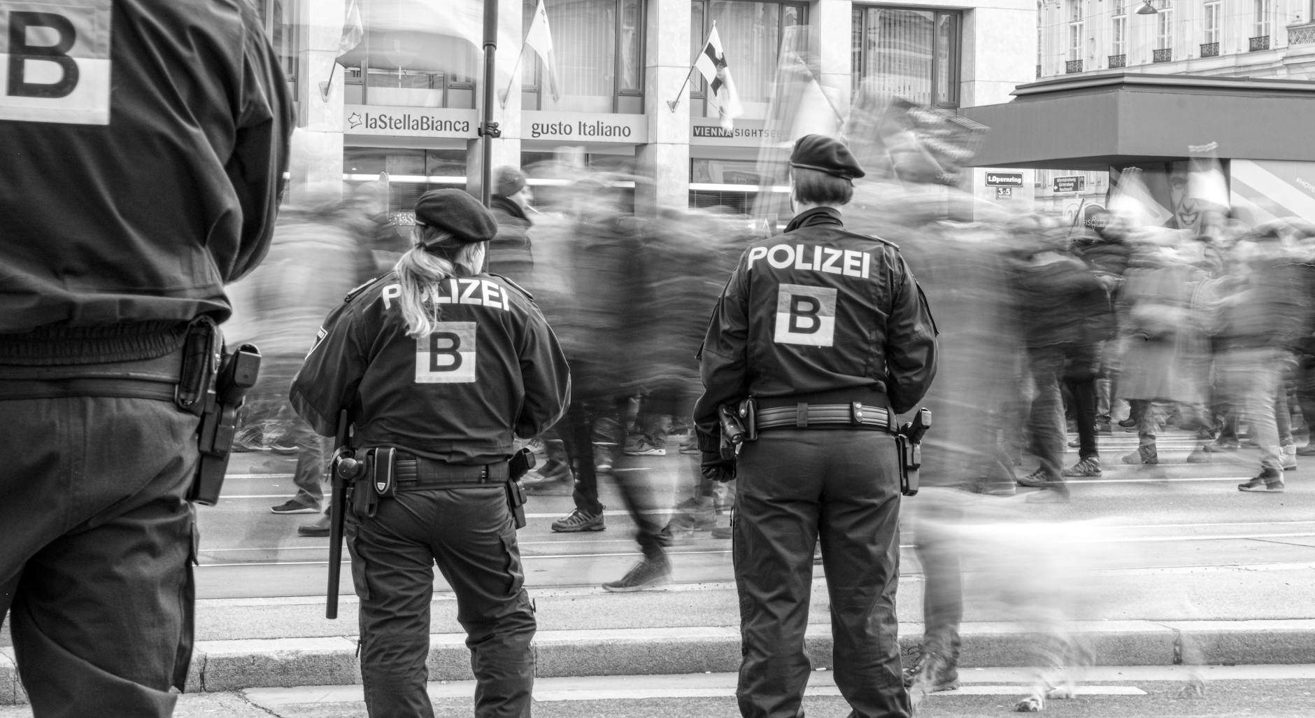 Widerstand Polizei Detailansicht: Widerstand Polizei