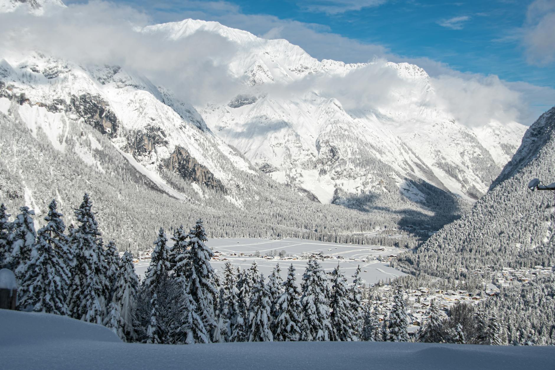 Detailansicht: Wintereinbruch Alpen