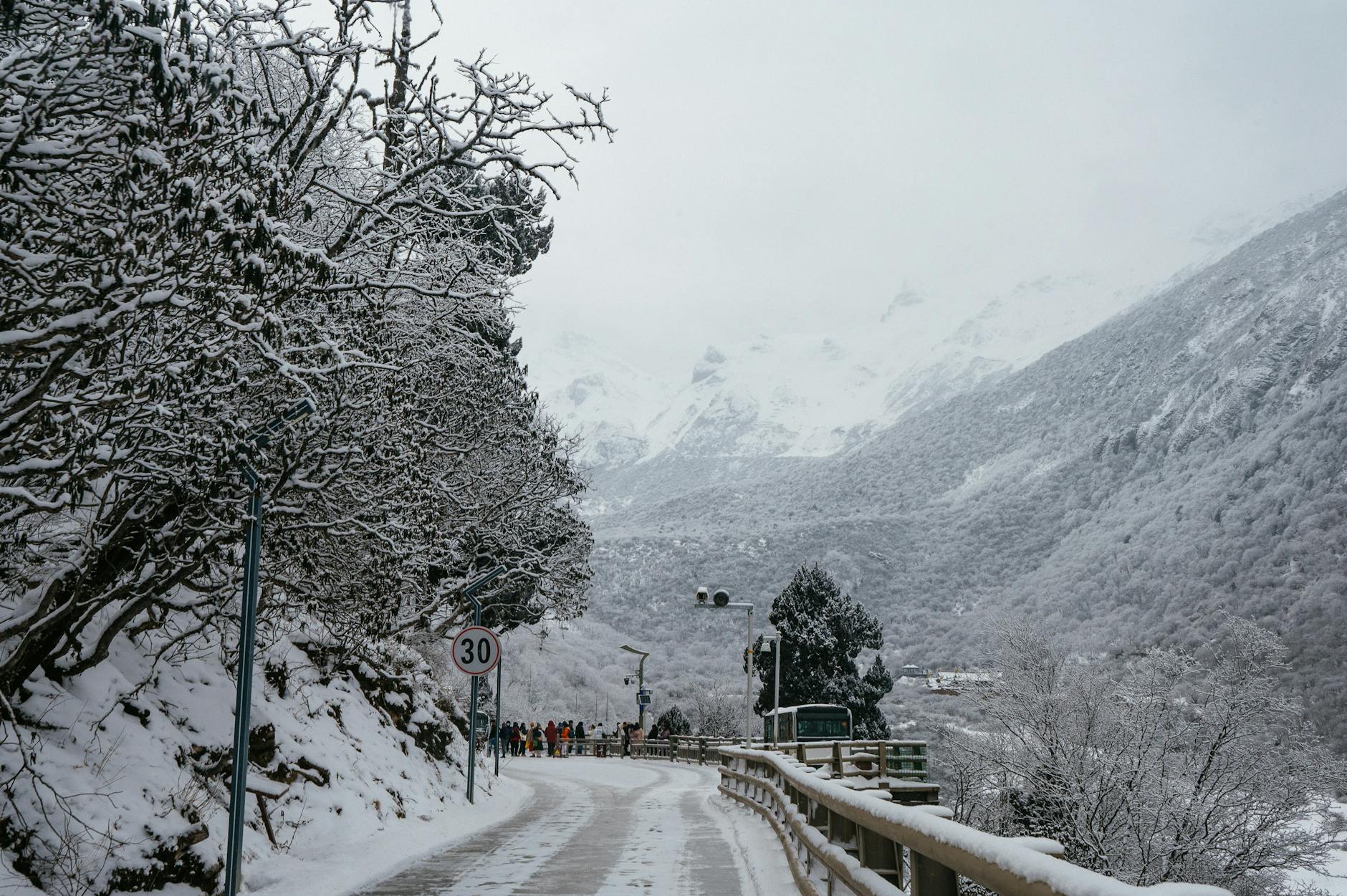Wintereinbruch Schweiz Illustration zu Wintereinbruch Schweiz